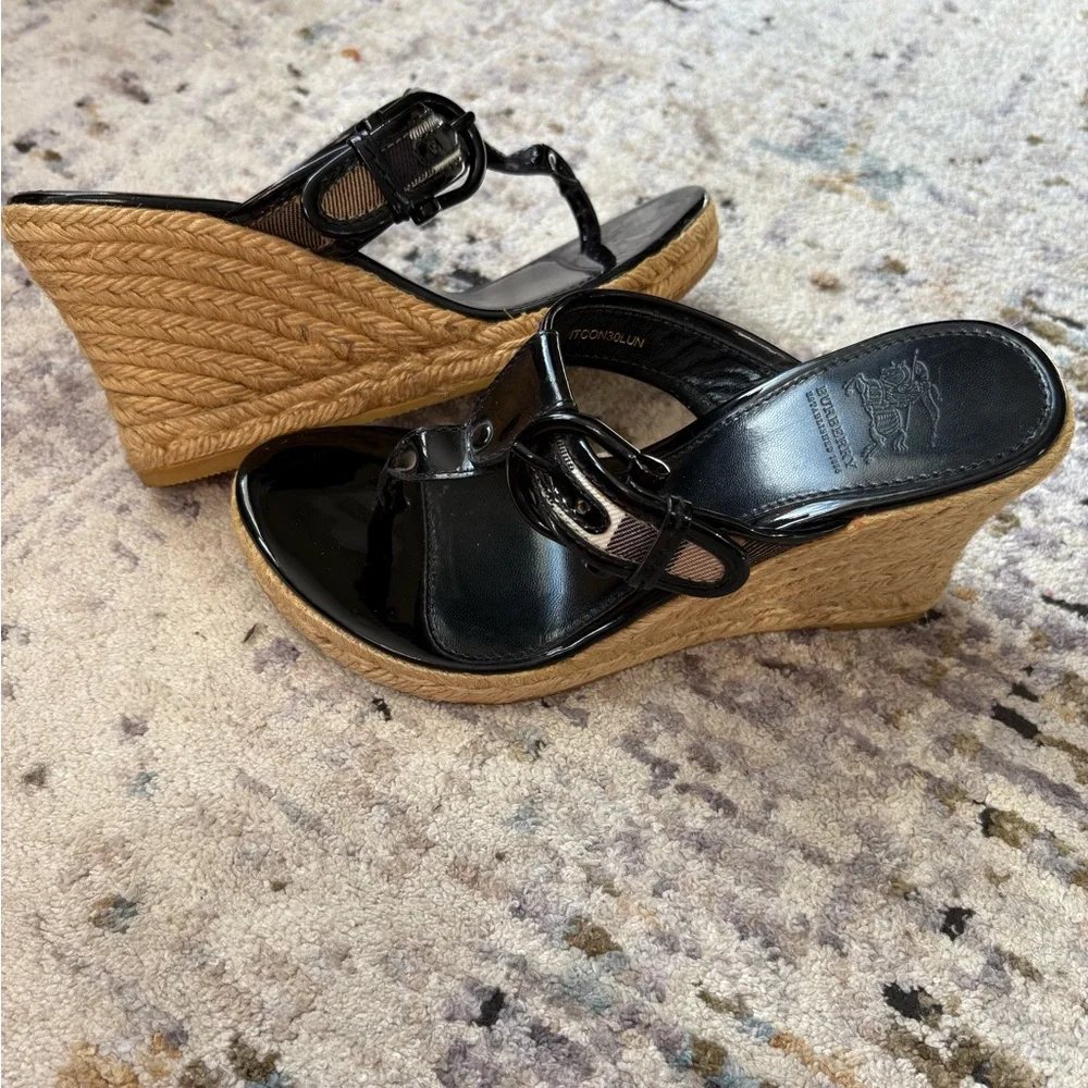 Burberry Whicker Black Wedge Buckle Sandals - Picture 5 of 8